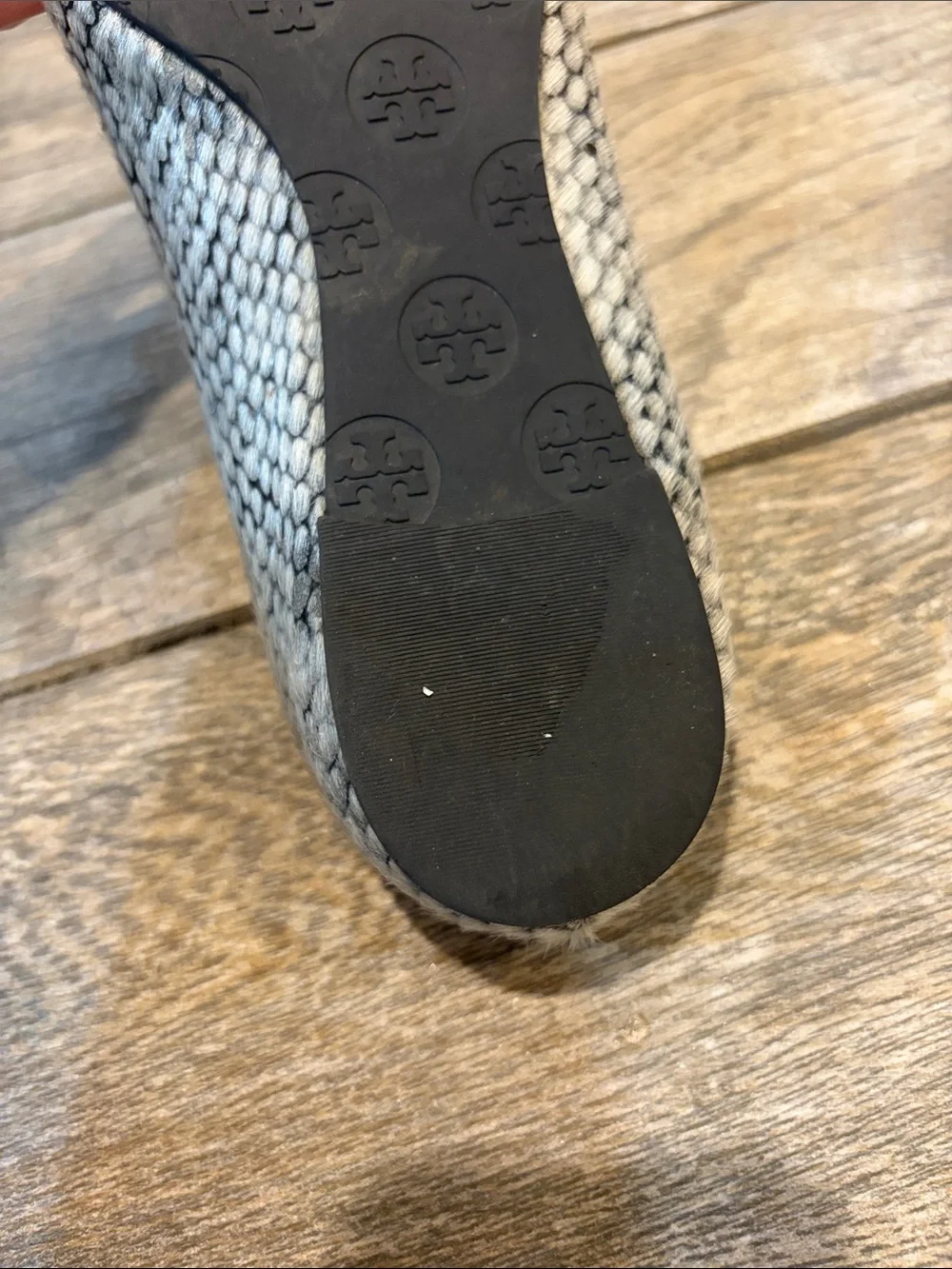 Tory Burch Gray Braided Reva Logo Ballet Flats size 8.5